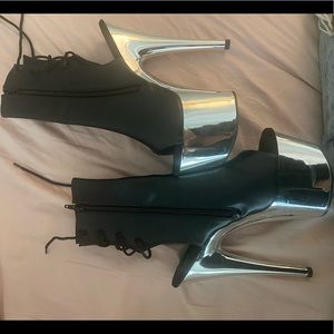 Pleaser heels never worn size 8